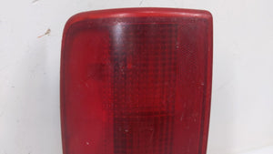 2000 Gmc S15 Tail Light Assembly Driver Left OEM P/N:16516093 16518499 Fits 1995 1996 1997 1998 1999 2001 2002 2003 2004 2005 OEM Used Auto Parts