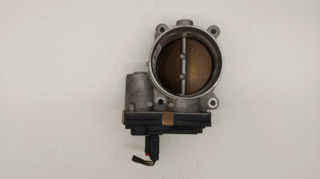 2017 Chevrolet Suburban 1500 Throttle Body P/N:12678224 12617792 Fits 2014 2015 2016 2018 2019 OEM Used Auto Parts