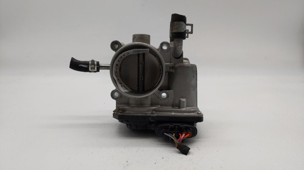 2012-2019 Kia Soul Throttle Body P/N:5302-1S02 35100-2B300 Fits 2012 2013 2014 2015 2016 2017 2018 2019 OEM Used Auto Parts