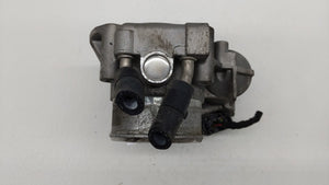 2013 Hyundai Santa Fe Throttle Body P/N:35100-2G710 Fits 2011 2012 2014 2015 2016 OEM Used Auto Parts