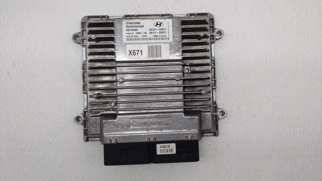 2011-2014 Hyundai Sonata PCM Engine Control Computer ECU ECM PCU OEM P/N:39101-2G673 39101-2G671 Fits Fits 2011 2012 2013 2014 OEM Used Auto Parts - Oemusedautoparts1.com