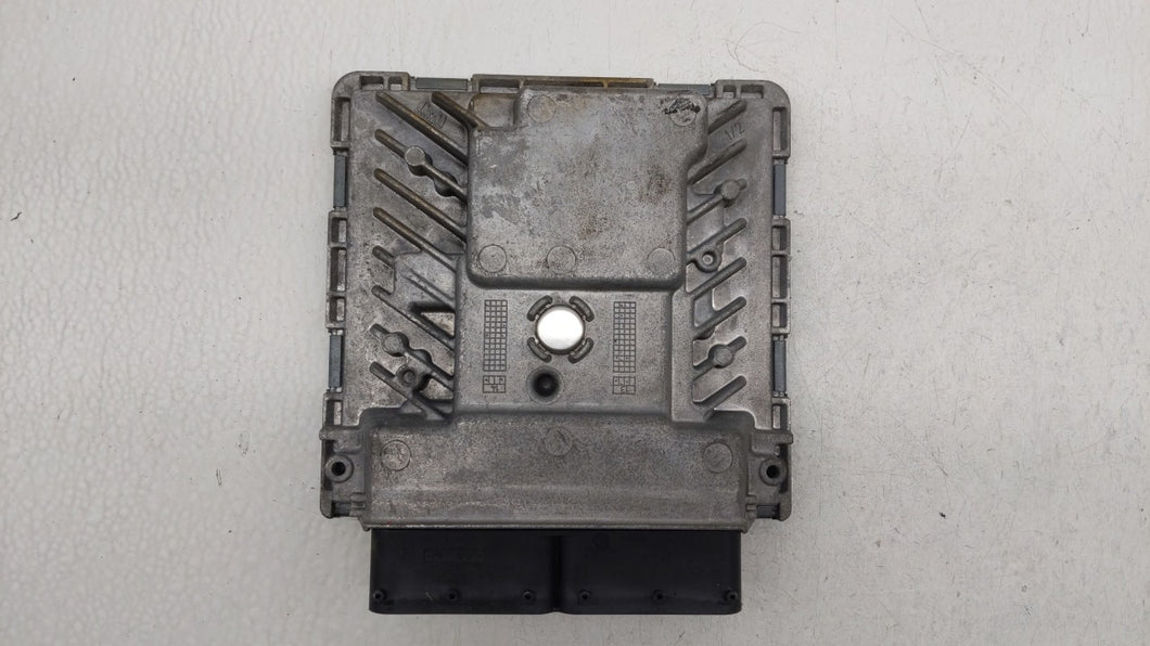 2014 Volkswagen Passat PCM Engine Control Computer ECU ECM PCU OEM P/N:06K 906 070 H 06K 906 070 J Fits OEM Used Auto Parts - Oemusedautoparts1.com