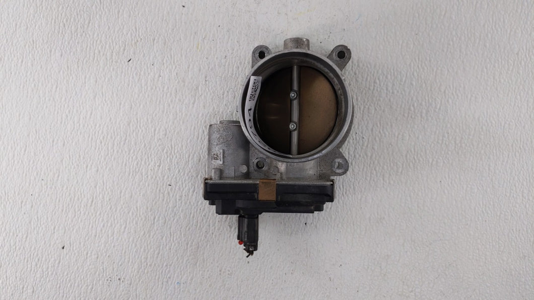 2017 Chevrolet Suburban 1500 Throttle Body P/N:12678224 12617792 Fits 2014 2015 2016 2018 2019 OEM Used Auto Parts