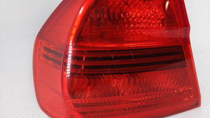 2006 Bmw 325xi Tail Light Assembly Driver Left OEM P/N:7161955 7 161 955 Fits 2007 2008 OEM Used Auto Parts