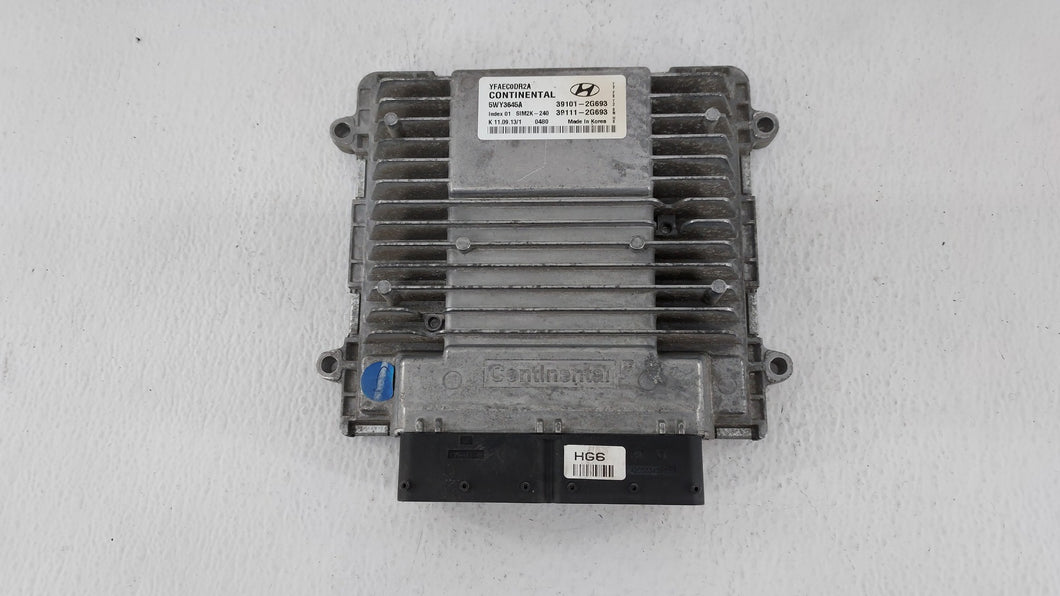 2011-2014 Hyundai Sonata PCM Engine Control Computer ECU ECM PCU OEM P/N:39101-2G692 39111-2G690 Fits Fits 2011 2012 2013 2014 OEM Used Auto Parts - Oemusedautoparts1.com