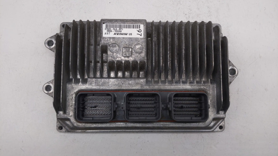 2016 Honda Cr-V PCM Engine Control Computer ECU ECM PCU OEM P/N:37820-5LA-B72 37820-5LA-B71 Fits OEM Used Auto Parts - Oemusedautoparts1.com