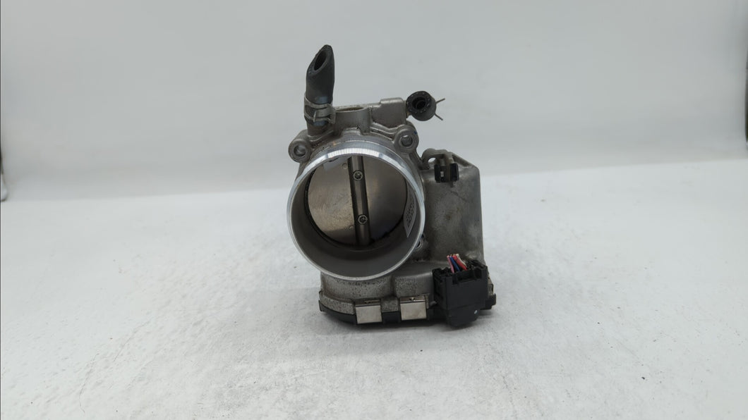 2018 Hyundai Santa Fe Throttle Body P/N:35100-2G600 Fits 2015 2016 2017 2019 OEM Used Auto Parts