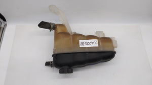 2007 Suburban 1500 Radiator Coolant Overflow Expansion Tank Bottle