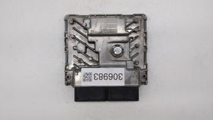 2015 Volkswagen Passat PCM Engine Control Computer ECU ECM PCU OEM P/N:06K 906 071 K Fits OEM Used Auto Parts - Oemusedautoparts1.com 