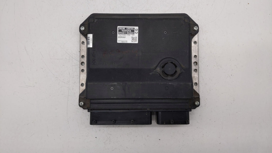 2008-2009 Toyota Camry PCM Engine Control Computer ECU ECM PCU OEM P/N:89661-06G41 89661-06G40, 89661-06G11 Fits Fits 2008 2009 OEM Used Auto Parts