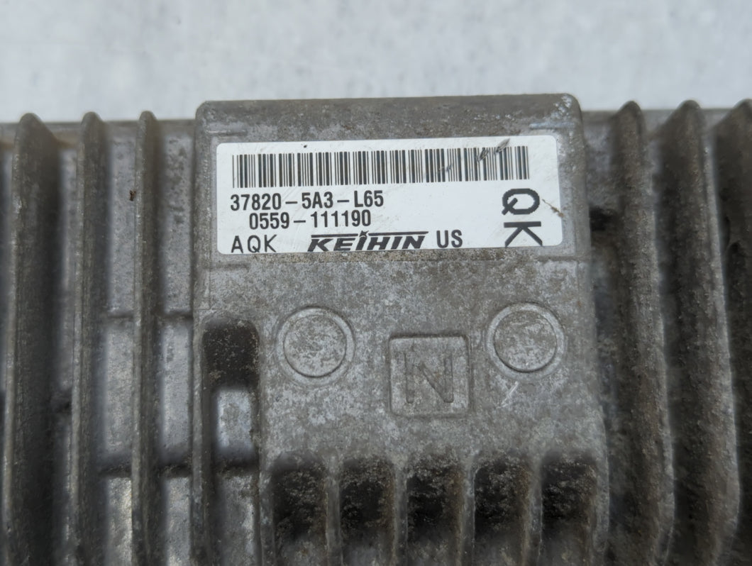 2013 Honda Accord PCM Engine Control Computer ECU ECM PCU OEM P/N:37820-5A3-L67 37820-5A3-L65, 37820-5A3-L64 Fits OEM Used Auto Parts