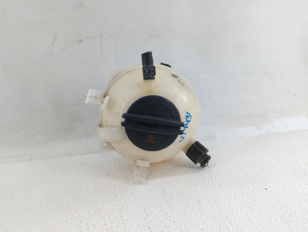 2012-2018 Volkswagen Passat Windshield Washer Fluid Reservoir Bottle Oem