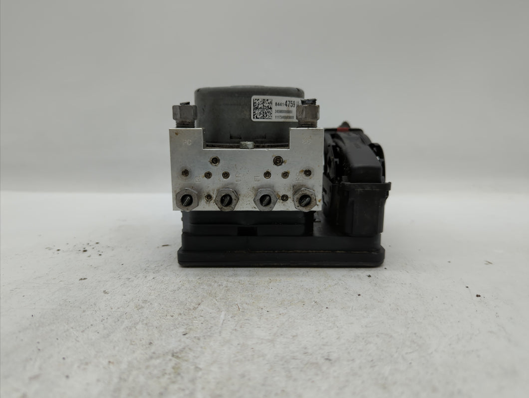 2018-2019 Chevrolet Equinox ABS Pump Control Module Replacement P/N:84646849 84560131 Fits 2018 2019 OEM Used Auto Parts