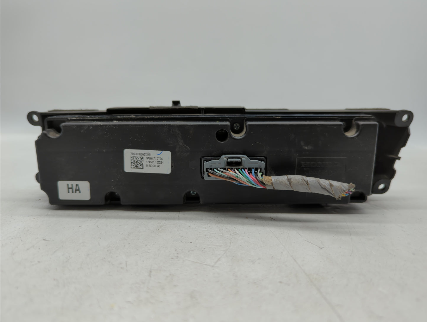 2013-2015 Honda Civic Climate Control Module Temperature AC/Heater Replacement P/N:79500TR6A013M1 Fits Fits 2013 2014 2015 OEM Used Auto Parts - Oemusedautoparts1.com