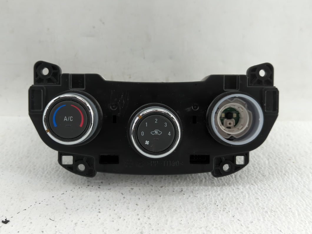 2019 Chevrolet Spark Climate Control Module Temperature AC/Heater Replacement P/N:42620151 Fits OEM Used Auto Parts