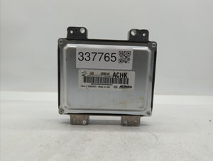 2017-2018 Chevrolet Trax PCM Engine Control Computer ECU ECM PCU OEM P/N:12679097 12692201, 12685936 Fits Fits 2017 2018 2019 OEM Used Auto Parts