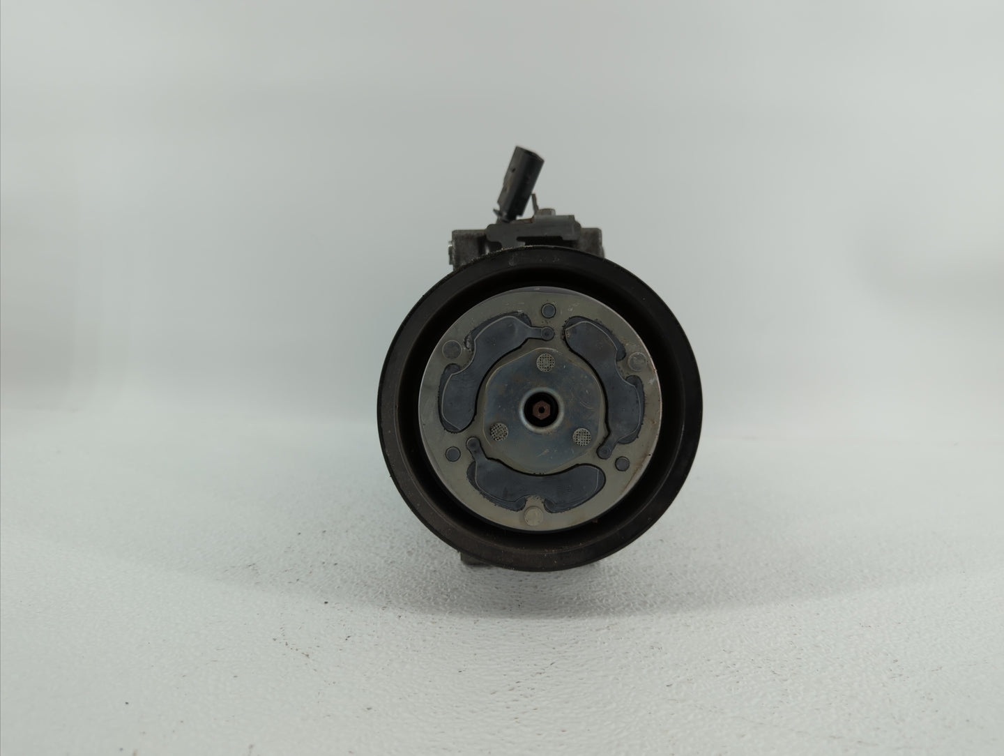 2016-2016 Audi A6 Air Conditioning A/c Ac Compressor Oem - Oemusedautoparts1.com