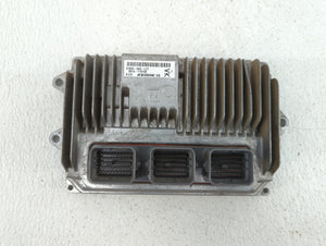 2013 Honda Accord PCM Engine Control Computer ECU ECM PCU OEM P/N:37820-5A3-L77 37820-5A3-L58 Fits OEM Used Auto Parts