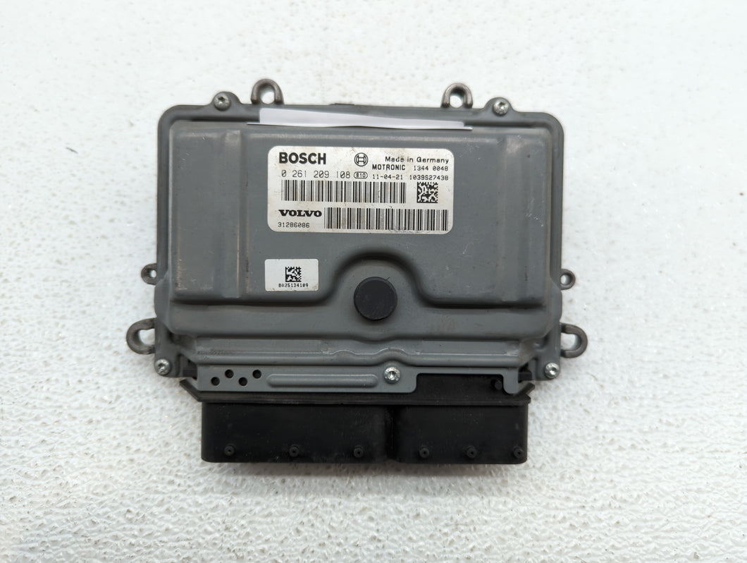 2012 Volvo S60 PCM Engine Control Computer ECU ECM PCU OEM P/N:0 261 209 563 0 261 209 108, 31286086, 1343 0003 Fits OEM Used Auto Parts