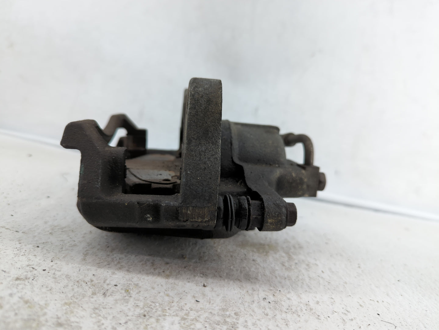 2009-2012 Dodge Journey Front Driver Left Brake Caliper - Oemusedautoparts1.com