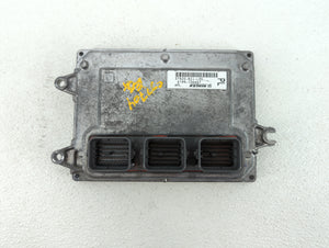 2014-2015 Honda Civic PCM Engine Control Computer ECU ECM PCU OEM P/N:37820-R2J-L85 37820-R2J-L84 Fits Fits 2014 2015 OEM Used Auto Parts