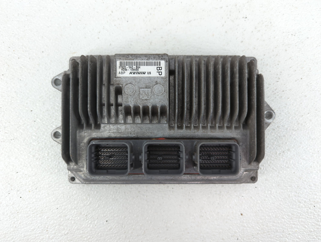 2016-2017 Honda Accord PCM Engine Control Computer ECU ECM PCU OEM P/N:37820-5A0-L64 37820-5A0-B63 Fits Fits 2016 2017 OEM Used Auto Parts