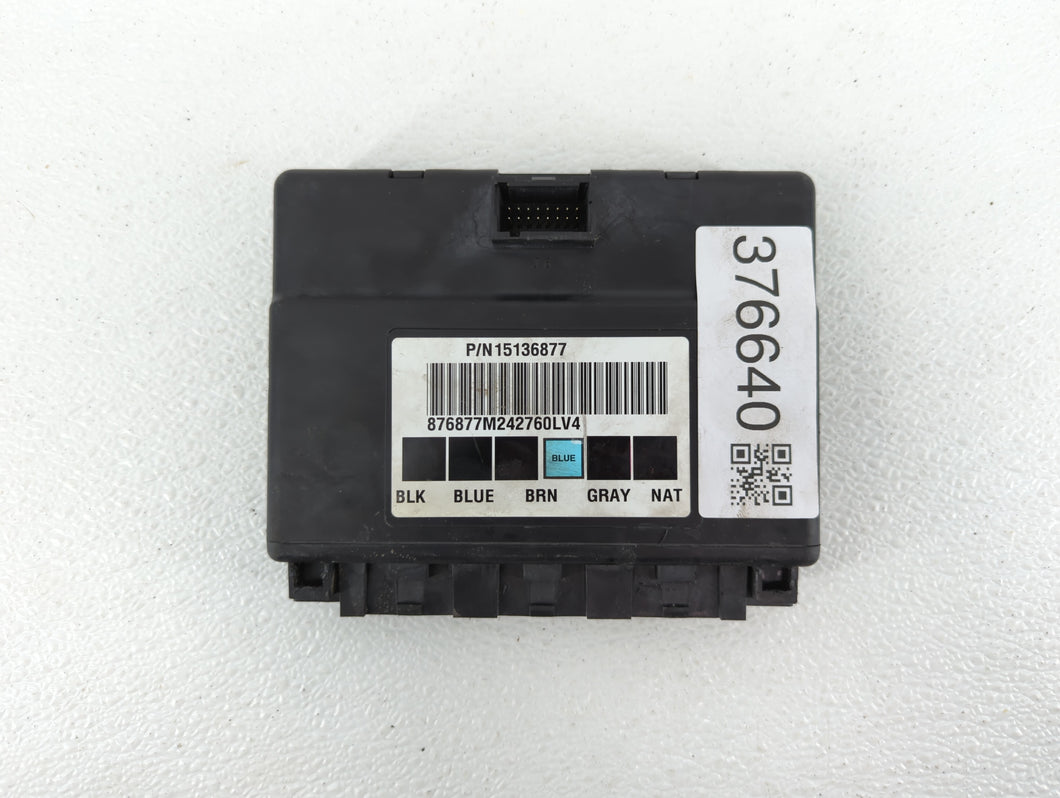 2005 Gmc Yukon Xl 1500 PCM Engine Control Computer ECU ECM PCU OEM P/N:1513877 15136225 Fits OEM Used Auto Parts