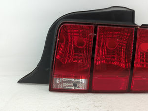 2005-2009 Ford Mustang Tail Light Assembly Passenger Right OEM P/N:8R33-13B504-AB 8R33-13B504-AA Fits OEM Used Auto Parts