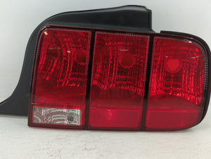 2005-2009 Ford Mustang Tail Light Assembly Passenger Right OEM P/N:8R33-13B504-AB 8R33-13B504-AA Fits OEM Used Auto Parts