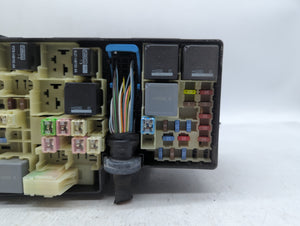 2012-2014 Ford Focus Fusebox Fuse Box Panel Relay Module P/N:AV6T-14A076-AB AV6T-14A067-AC, EV4T-14K733 Fits Fits 2012 2013 2014 OEM Used Auto Parts