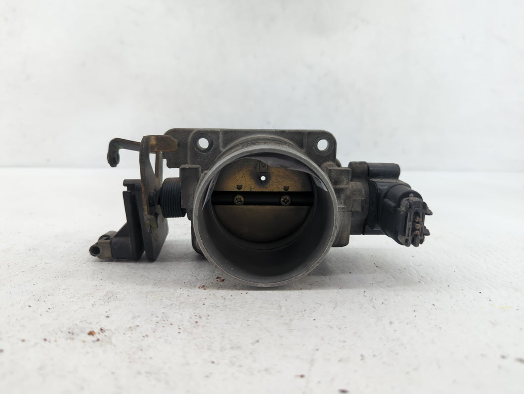 2003 Lincoln Navigator Throttle Body P/N:8S4E-9F991-CB F8ZU-AF Fits 1998 1999 2000 2001 2002 2004 OEM Used Auto Parts