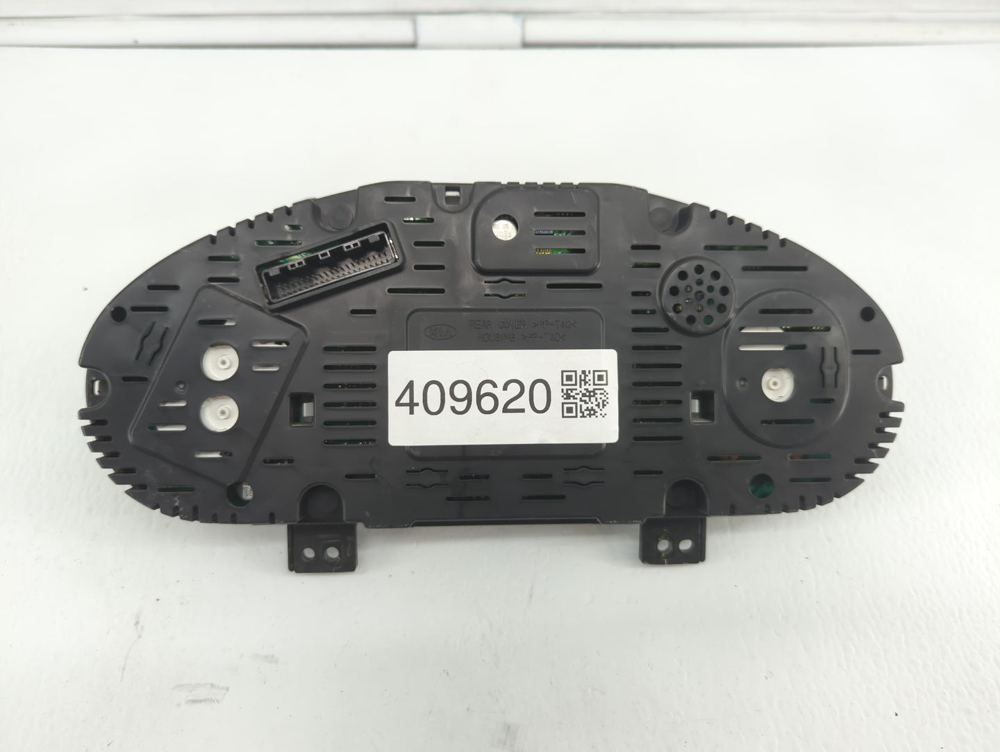 2012 Kia Sportage Instrument Cluster Speedometer Gauges P/N:94001-3W006 Fits OEM Used Auto Parts - Oemusedautoparts1.com