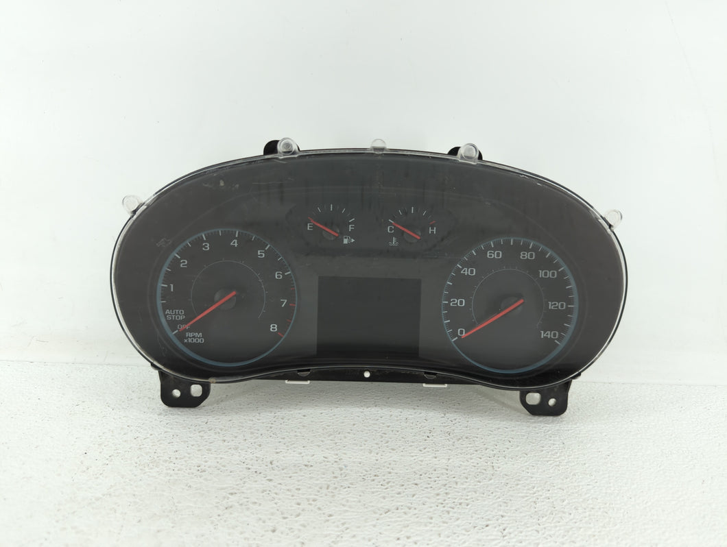 2019 Chevrolet Malibu Instrument Cluster Speedometer Gauges P/N:84560724 84524327 Fits OEM Used Auto Parts