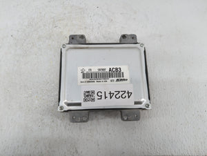 2017-2021 Chevrolet Trax PCM Engine Control Computer ECU ECM PCU OEM P/N:12692201 12679097 Fits Fits 2017 2018 2019 2020 2021 OEM Used Auto Parts