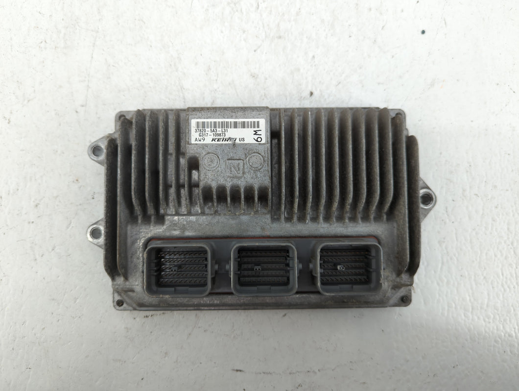 2014 Honda Accord PCM Engine Control Computer ECU ECM PCU OEM P/N:37820-5A2-B72 37820-5A3-L32, 37820-5A3-L31, 37820-5A2-B71 Fits OEM Used Auto Parts