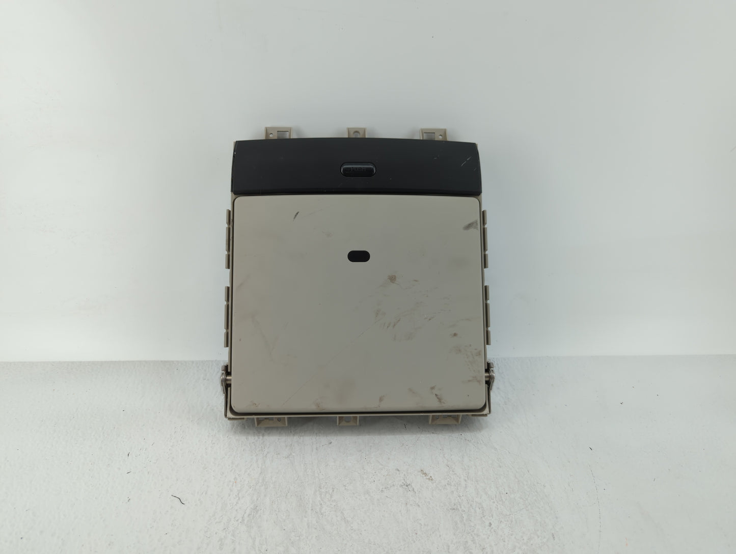 2013 Dodge Caravan Radio AM FM Cd Player Receiver Replacement P/N:P05091647AB Fits Fits 2014 2015 OEM Used Auto Parts - Oemusedautoparts1.com