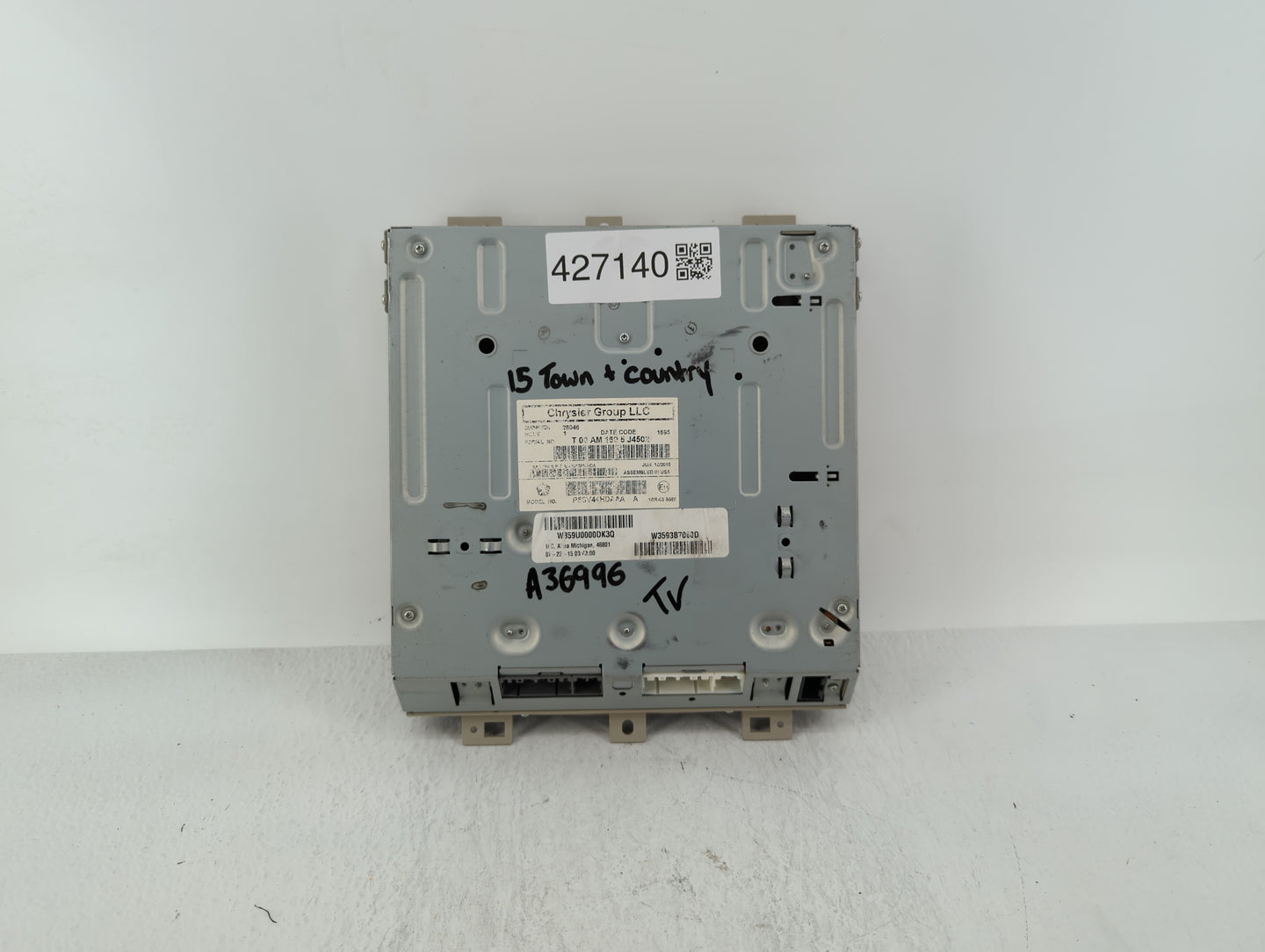 2013 Dodge Caravan Radio AM FM Cd Player Receiver Replacement P/N:P05091647AB Fits Fits 2014 2015 OEM Used Auto Parts - Oemusedautoparts1.com