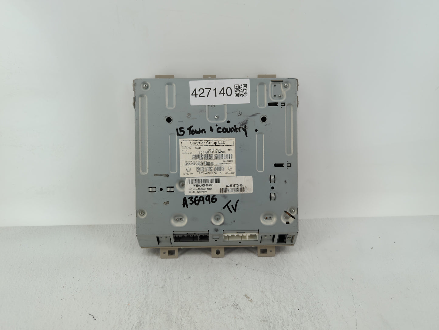 2013 Dodge Caravan Radio AM FM Cd Player Receiver Replacement P/N:P05091647AB Fits Fits 2014 2015 OEM Used Auto Parts - Oemusedautoparts1.com
