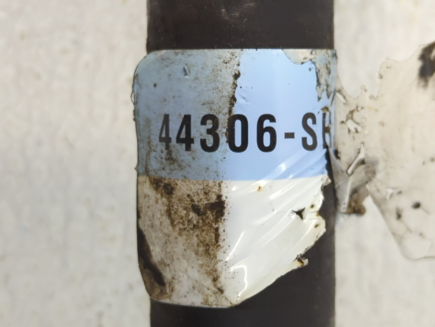 2005-2006 Honda Odyssey Axle Shaft Front Driver Cv C/v - Oemusedautoparts1.com