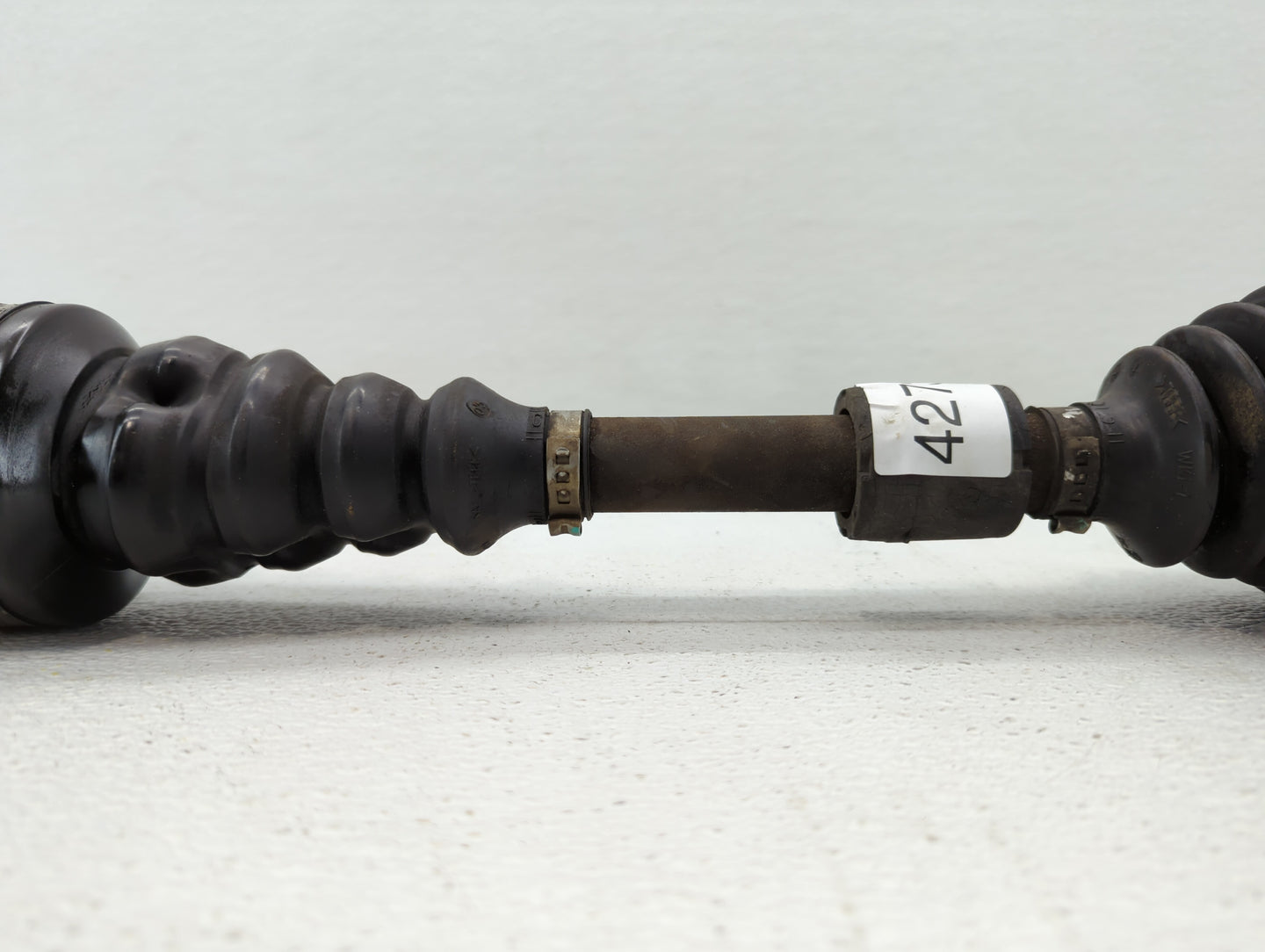 2002-2006 Chrysler Sebring Axle Shaft Front Driver Cv C/v - Oemusedautoparts1.com