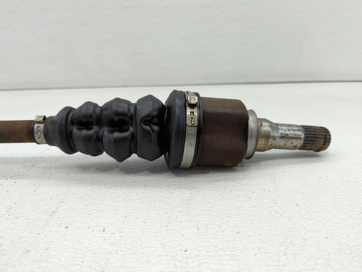 2016-2019 Ford Explorer Axle Shaft Rear Passenger Cv C/v - Oemusedautoparts1.com