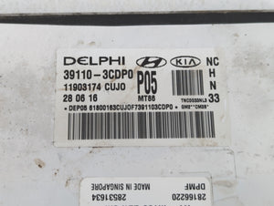 2017-2018 Hyundai Santa Fe PCM Engine Control Computer ECU ECM PCU OEM P/N:39110-3CDP0 39100-3CDP1 Fits Fits 2017 2018 OEM Used Auto Parts