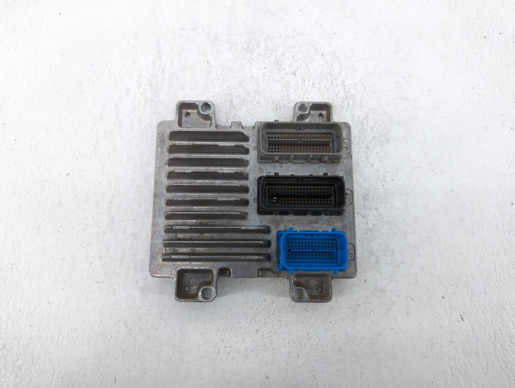 2011 Chevrolet Cruze PCM Engine Control Computer ECU ECM PCU OEM P/N:12642100 12616532, 12640752, 12645606, 12644081 Fits OEM Used Auto Parts