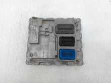 2020-2021 Chevrolet Malibu PCM Engine Control Computer ECU ECM PCU OEM P/N:12702989 12696017, 12703745 Fits Fits 2020 2021 2022 OEM Used Auto Parts