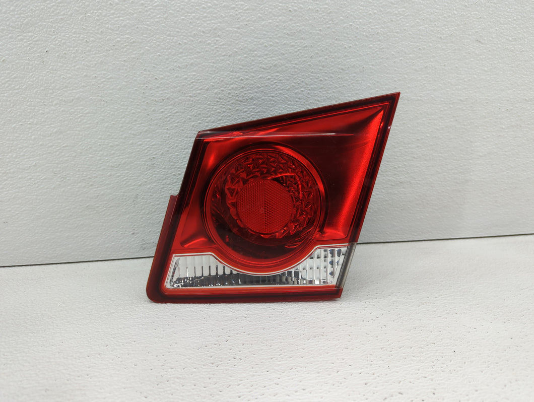 2011-2016 Chevrolet Cruze Tail Light Assembly Passenger Right OEM Fits Fits 2011 2012 2013 2014 2015 2016 OEM Used Auto Parts