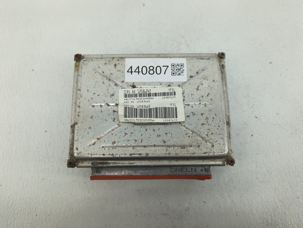 2004 Gmc Sierra 1500 PCM Engine Control Computer ECU ECM PCU OEM P/N:12586242 Fits OEM Used Auto Parts