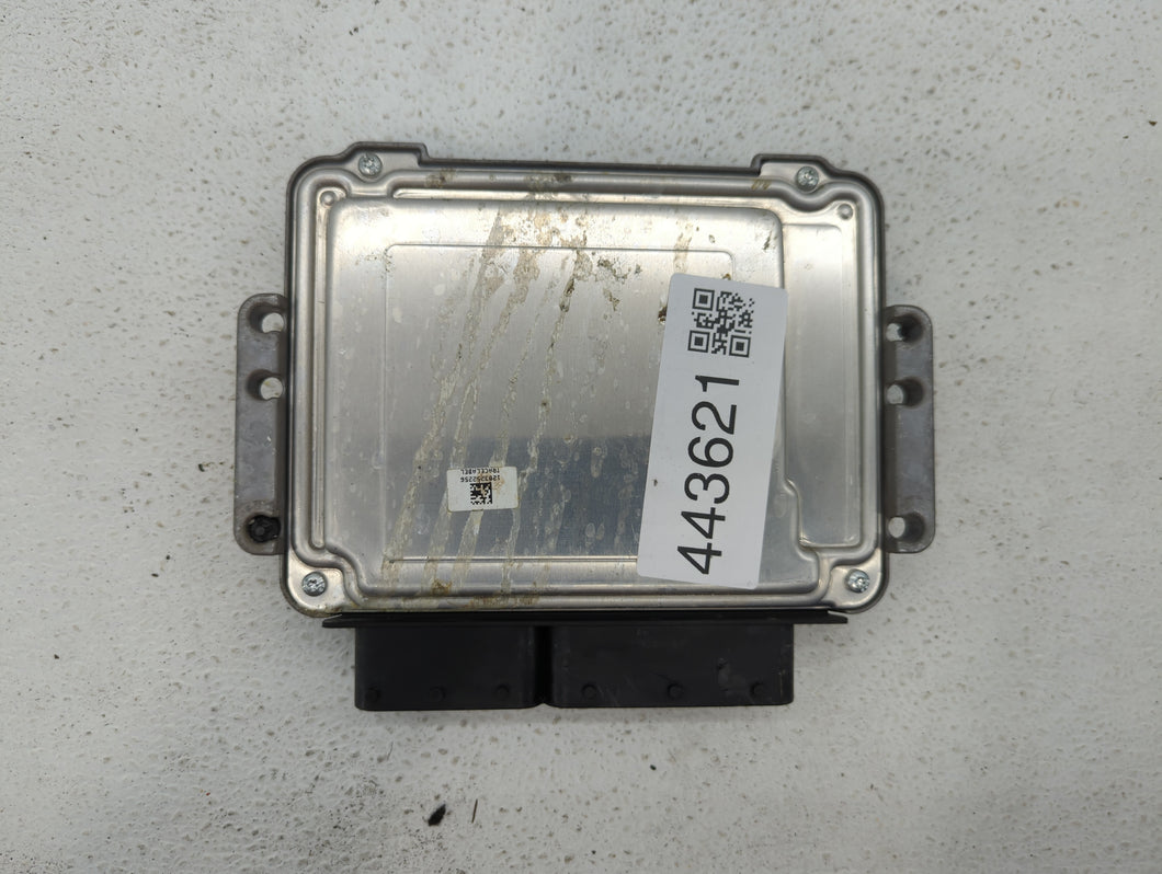 2013-2018 Ford Focus PCM Engine Control Computer ECU ECM PCU OEM P/N:0261S10904 1039573636 Fits Fits 2013 2014 2015 2016 2017 2018 OEM Used Auto Parts