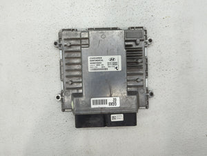 2015-2017 Hyundai Sonata PCM Engine Control Computer ECU ECM PCU OEM P/N:39111-2GGK5 39101-2GGK5 Fits Fits 2015 2016 2017 OEM Used Auto Parts