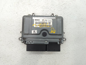 2010 Chevrolet V30 PCM Engine Control Computer ECU ECM PCU OEM P/N:30650454 31286085 Fits OEM Used Auto Parts