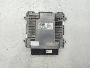 2018 Hyundai Santa Fe PCM Engine Control Computer ECU ECM PCU OEM P/N:39100 2GKR0 39130 2GKR0, 39130 2GKS1, 39100 2GKS1 Fits OEM Used Auto Parts